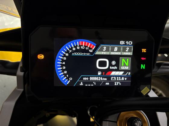 SUZUKI V-STROM 1050XT ABS 